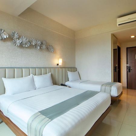 Solaris Hotel Malang Kültér fotó