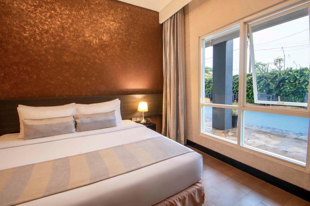 Solaris Hotel Malang Kültér fotó