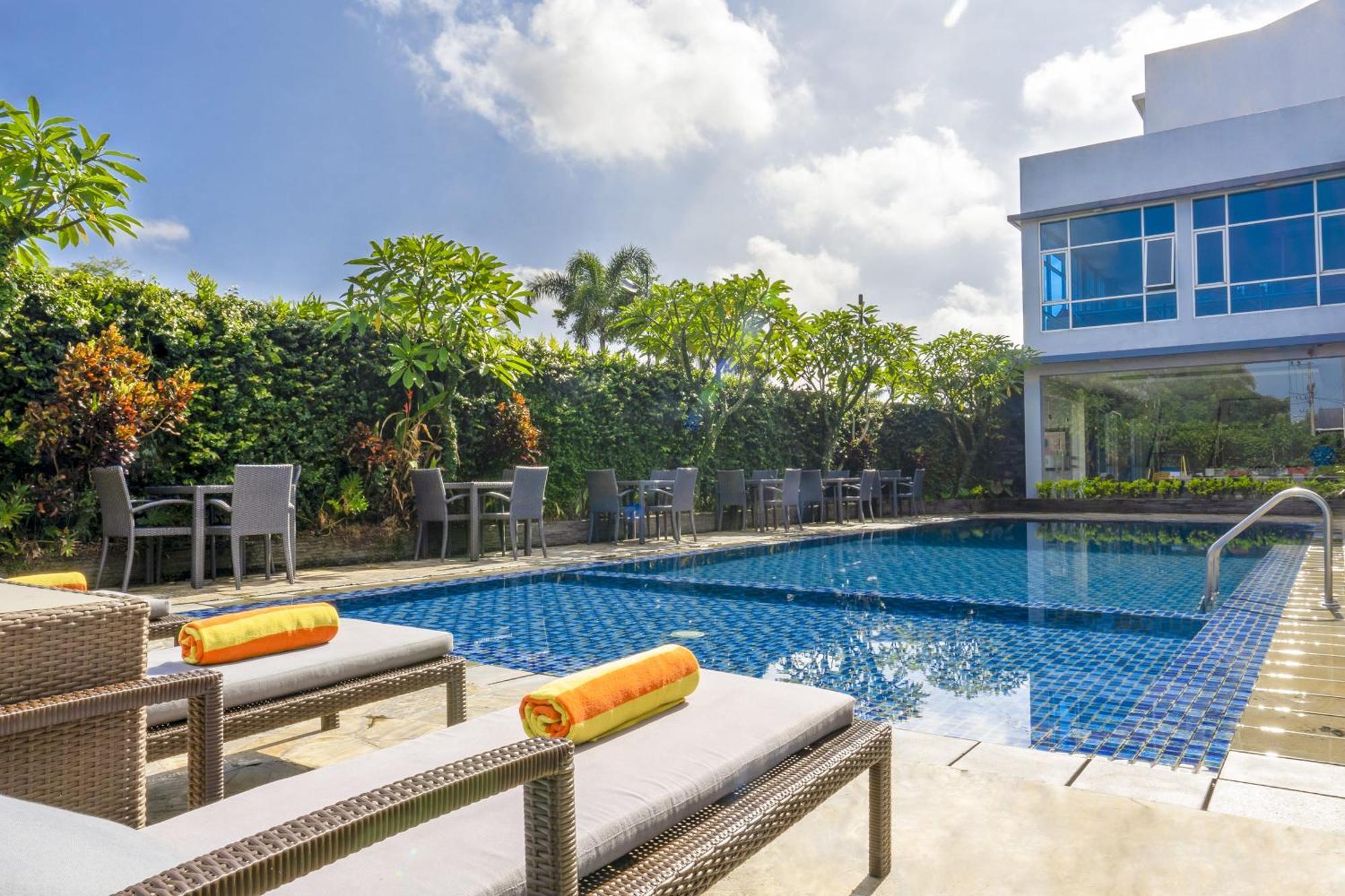 Solaris Hotel Malang Kültér fotó